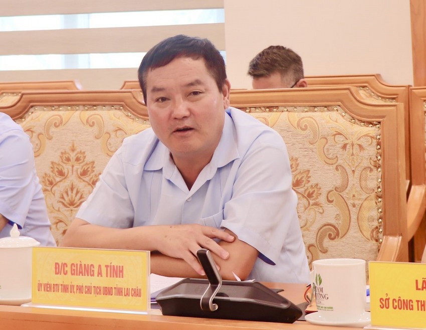 Lai Châu: Tập đoàn Xăng dầu Việt Nam hỗ trợ 5 tỷ đồng xây nhà đại đoàn kết tại huyện Tam Đường và Sìn Hồ