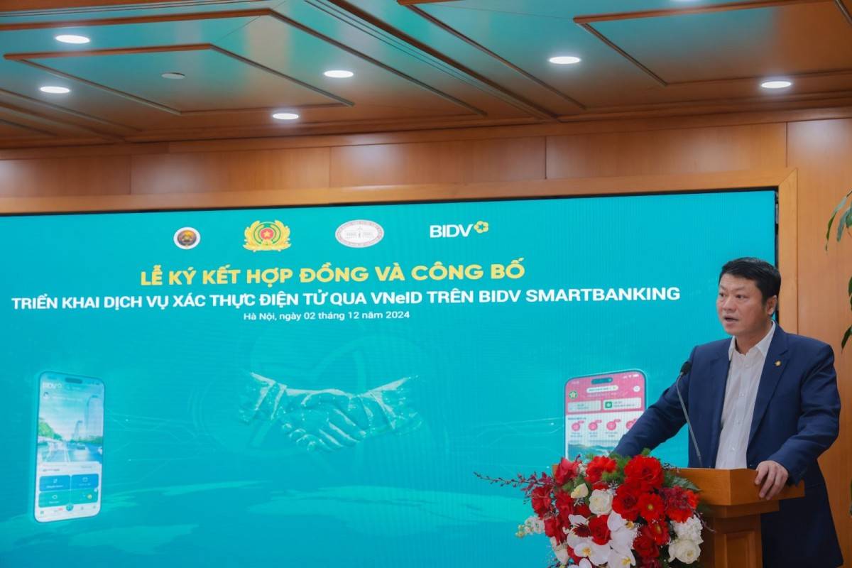 BIDV triển khai dịch vụ xác thực khách hàng điện tử qua VNeID  trên SmartBanking
