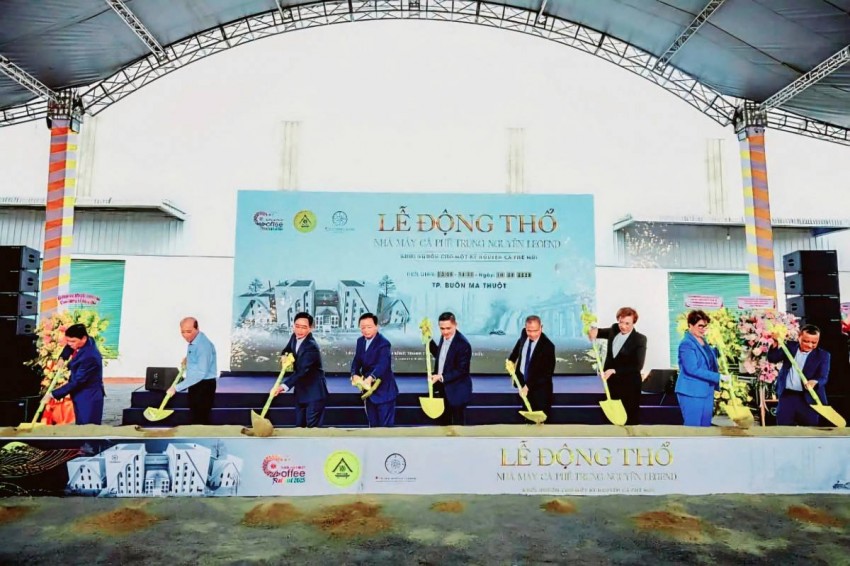 Trung Nguyên Legend động thổ nhà máy cà phê năng lượng sinh thái bền vững tiêu chuẩn Net Zero lớn nhất Đông Nam Á và là nhà máy thứ 5 của Tập đoàn.