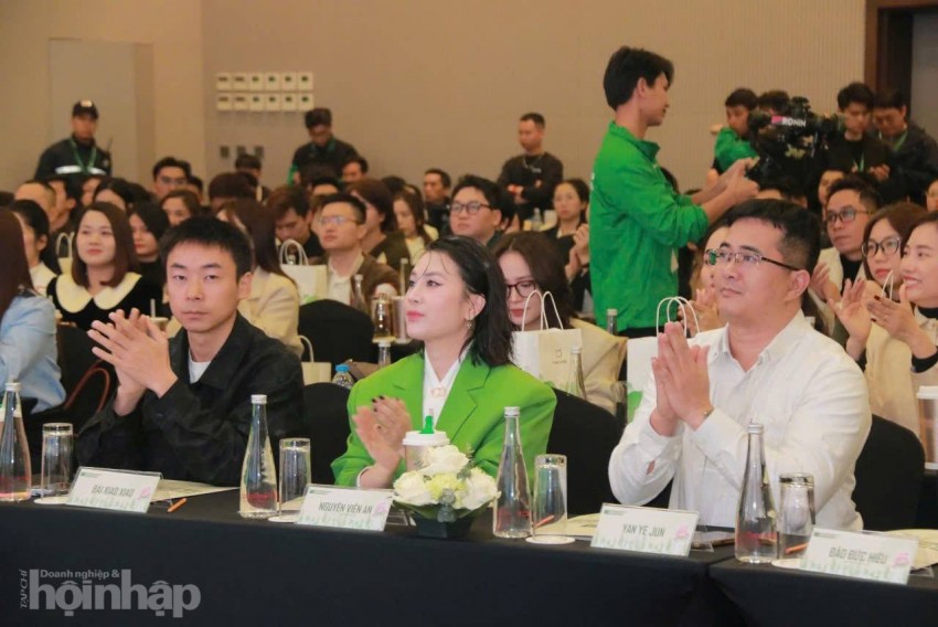 Các đại biểu tham dự lễ công bố. Yi He Tang Việt Nam công bố chính sách nhượng quyền với nhiều ưu đãi