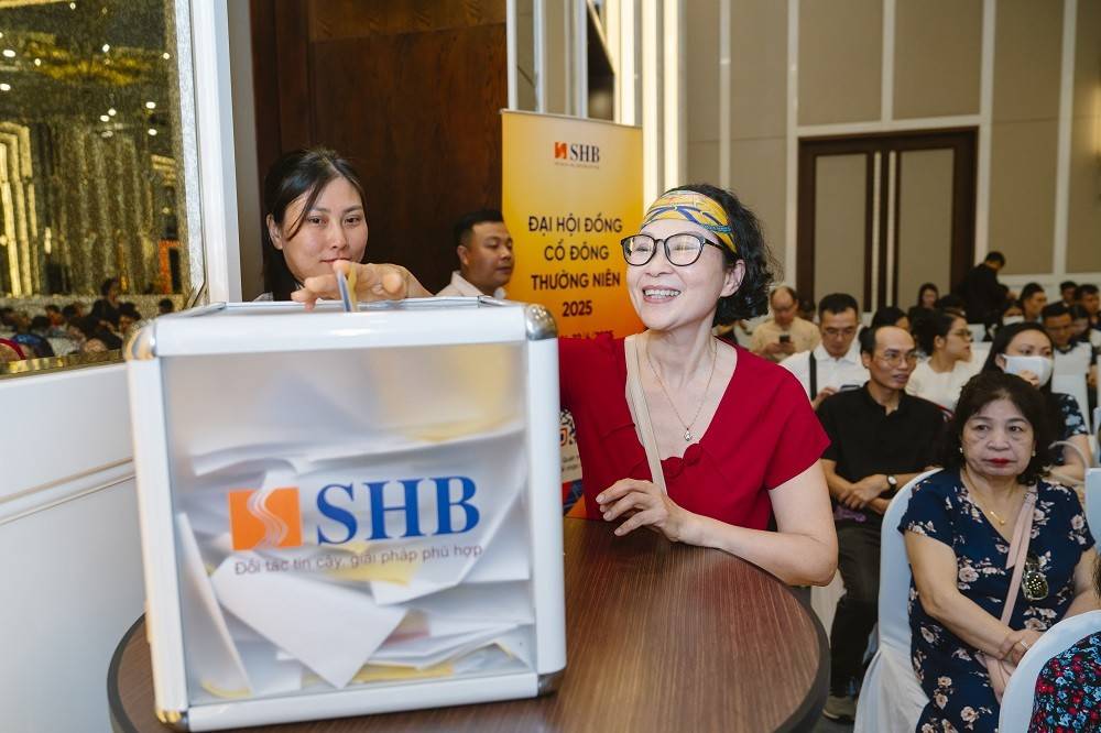 ĐHĐCĐ SHB: Bứt phá vươn tầm trong kỷ nguyên mới, kế hoạch lợi nhuận tăng 25% ĐHĐCĐ SHB: Bứt phá vươn tầm trong kỷ nguyên mới, kế hoạch lợi nhuận tăng 25%
