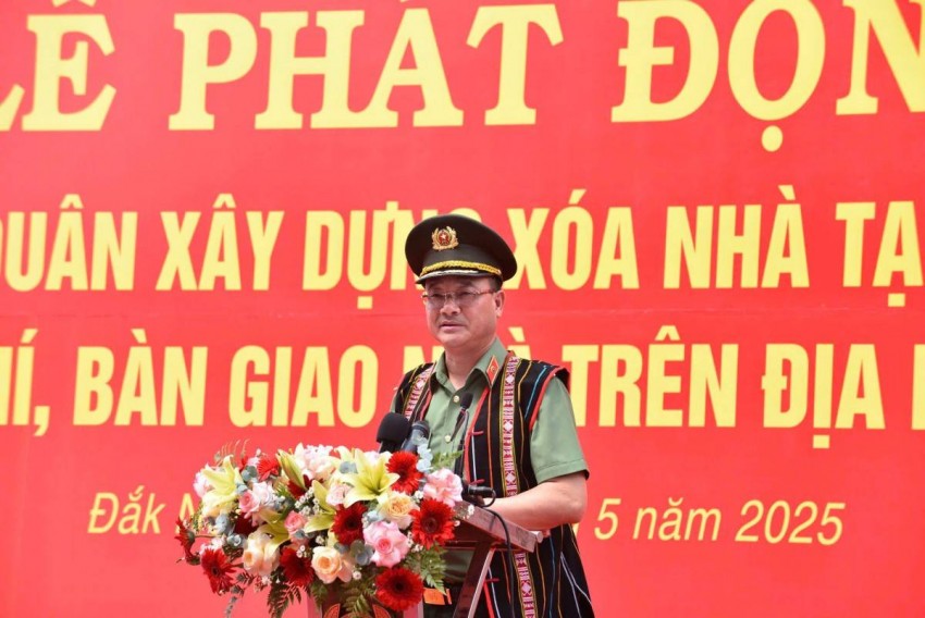 Đắk Nông: Bộ Công an trao 30 tỷ đồng hỗ trợ xây dựng 500 căn nhà mới