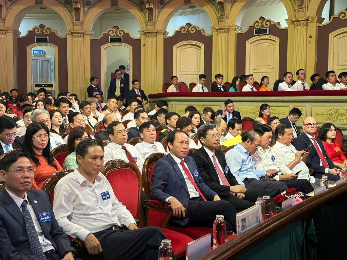 Các đại biểu tham dự đại hội