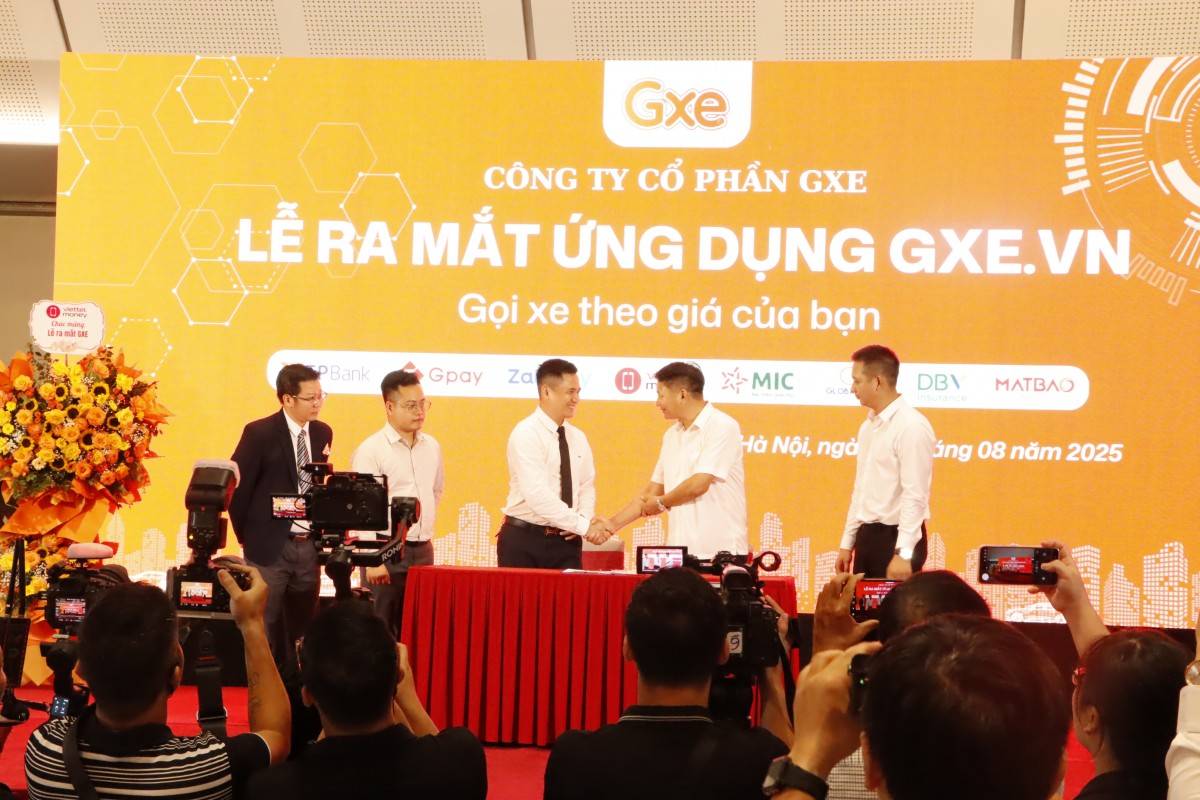 Công ty cổ phần GXE ra mắt ứng dụng đặt xe mới tại Hà Nội
