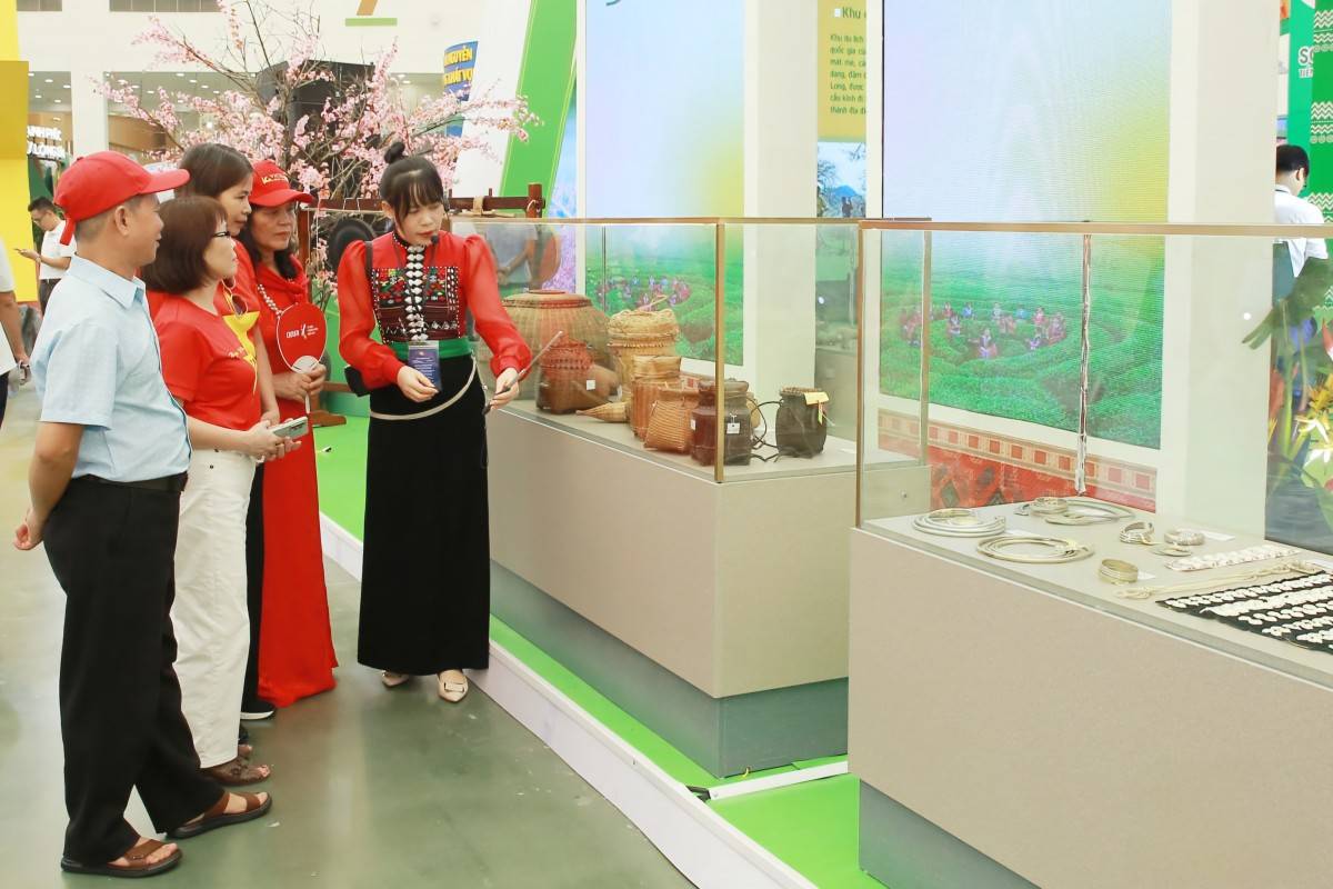 Sơn La lan tỏa bản sắc và khát vọng phát triển tại triển lãm Quốc khánh