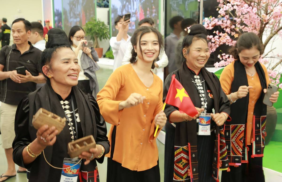 Sơn La lan tỏa bản sắc và khát vọng phát triển tại triển lãm Quốc khánh