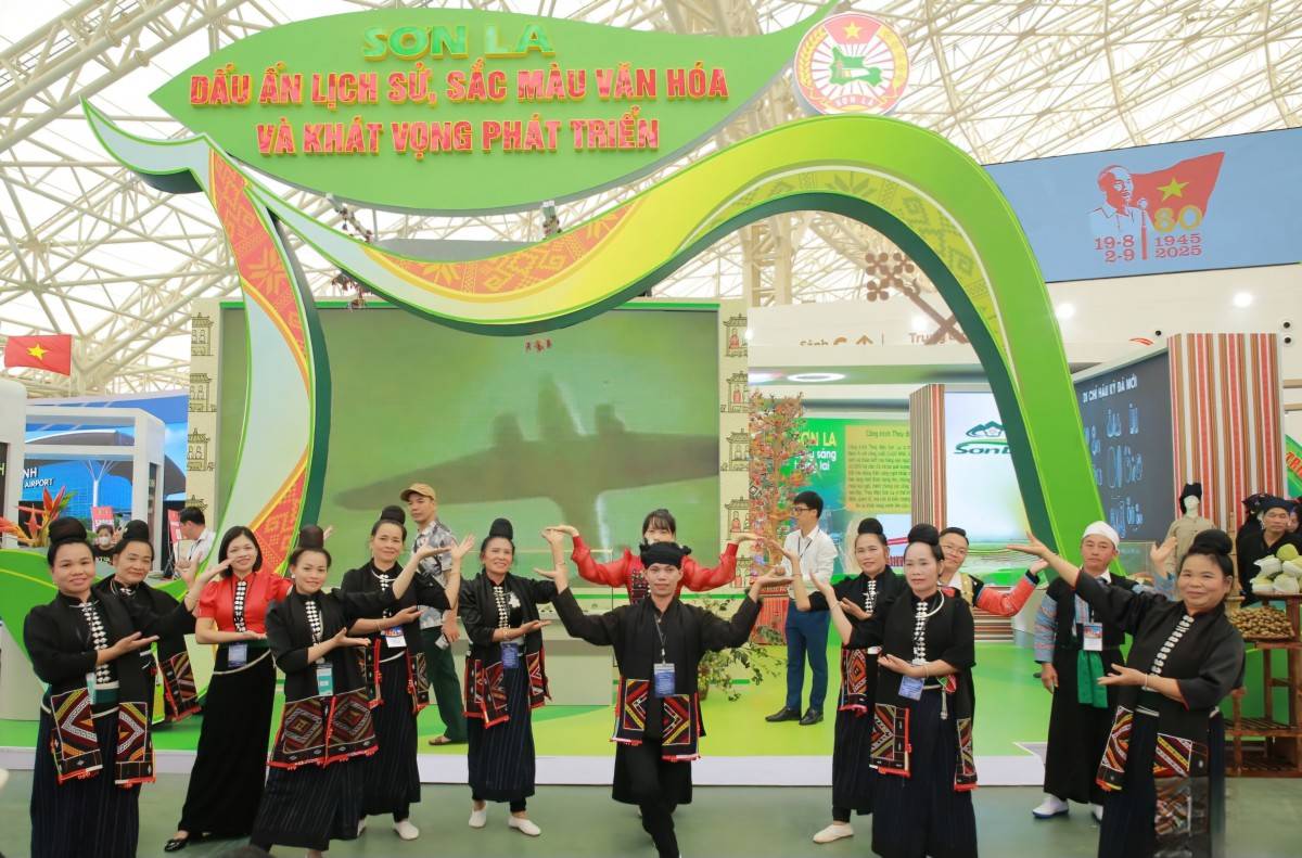 Sơn La lan tỏa bản sắc và khát vọng phát triển tại triển lãm Quốc khánh