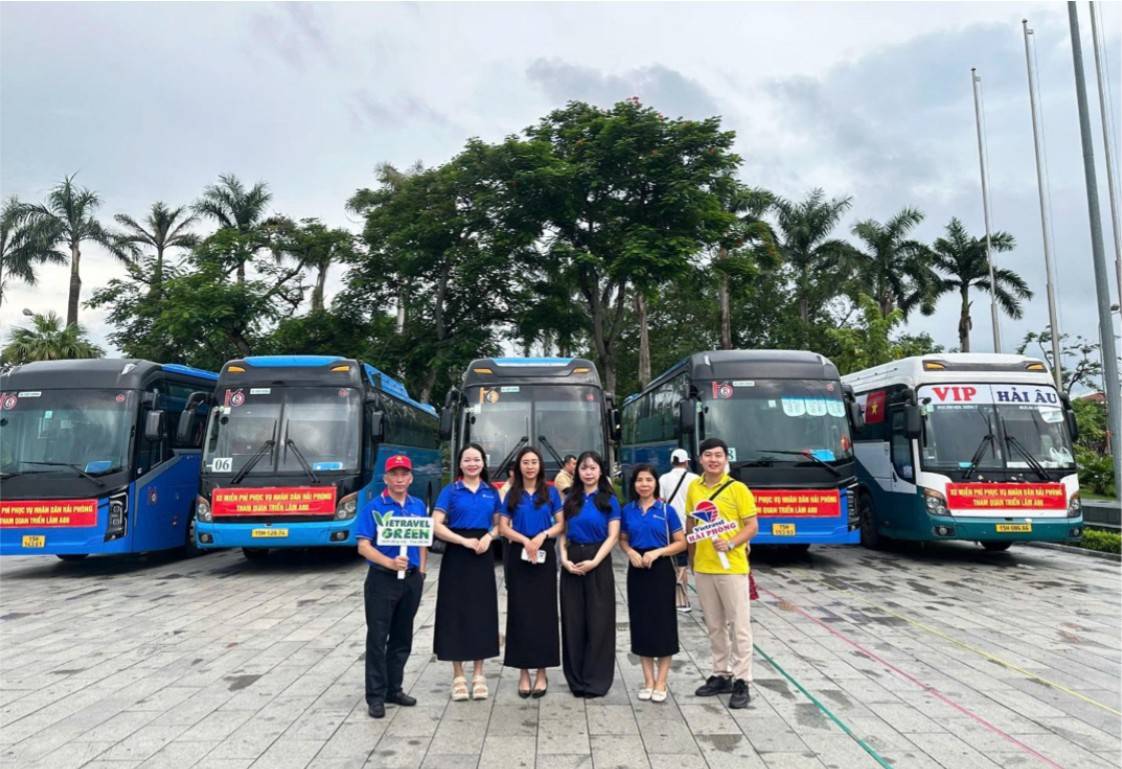 Vietravel Hải Phòng đồng hành cùng Thành phố đưa người dân tham quan triển lãm A80