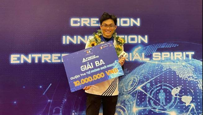 Hà Quang Hưng nhận giải Ba tại cuộc thi “Bệ phóng khởi nghiệp 2023”