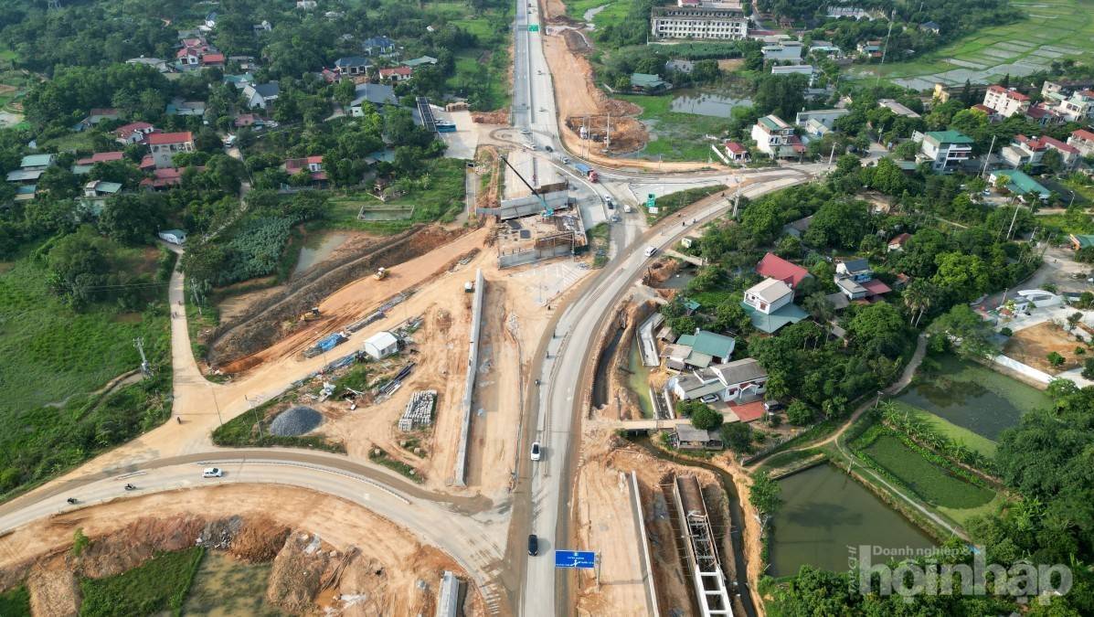 Gỡ nút thắt mặt bằng, Phú Thọ tăng tốc các dự án hạ tầng giao thông