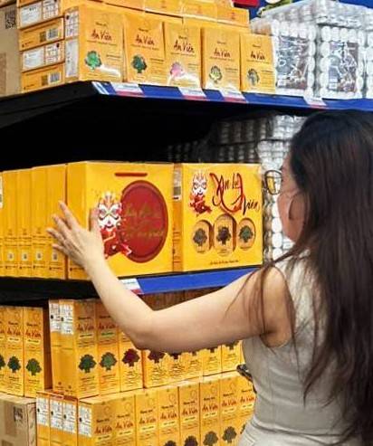 Chữ “sạch” và những chuyển động mới của thị trường nhang