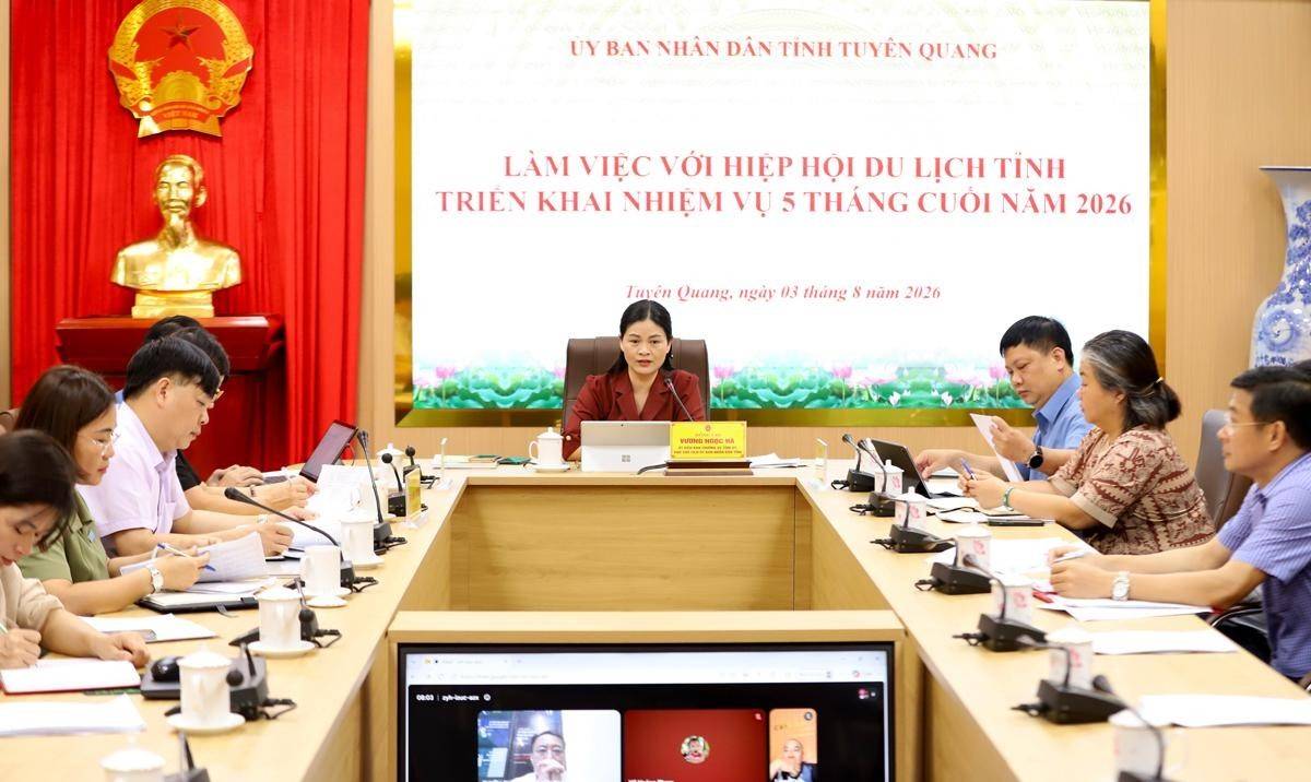 Quang cảnh hội nghị